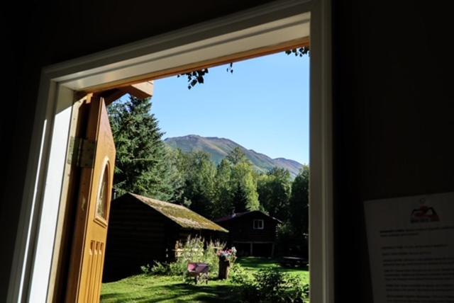 Hope Alaska'S Bear Creek Lodge Εξωτερικό φωτογραφία